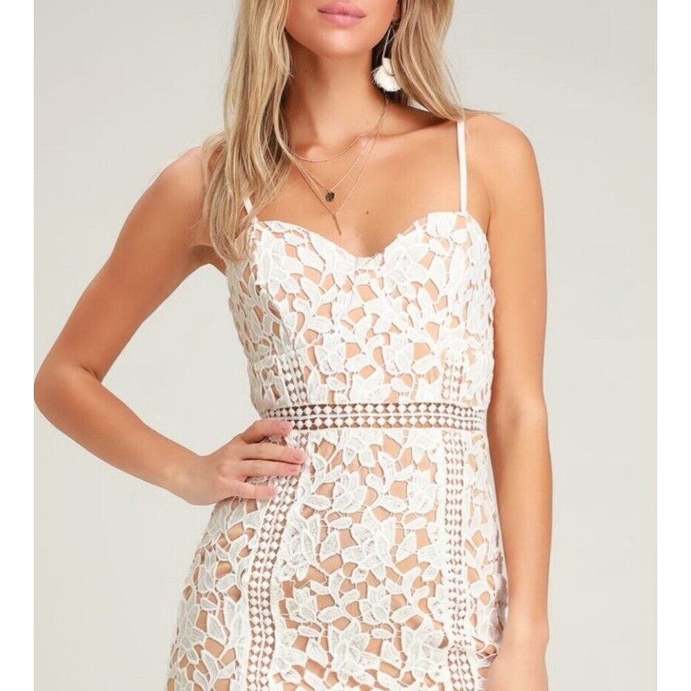 Lulu’s White Crochet Lace Dress Sz Small Hoco Prom Party Cocktail - Picture 2 of 11